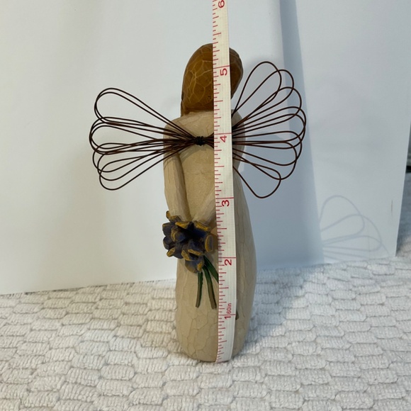 Willow Tree Angel Figure by Susan Lordi - Thank You - Picture 15 of 15